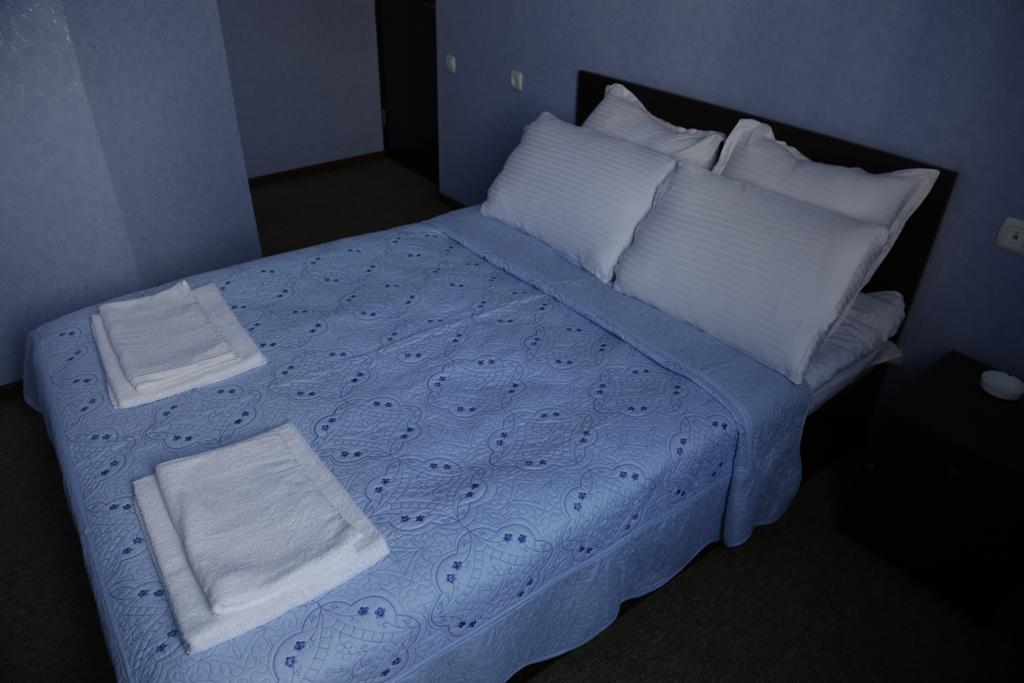 King Edward Hotel Tbilisi Esterno foto