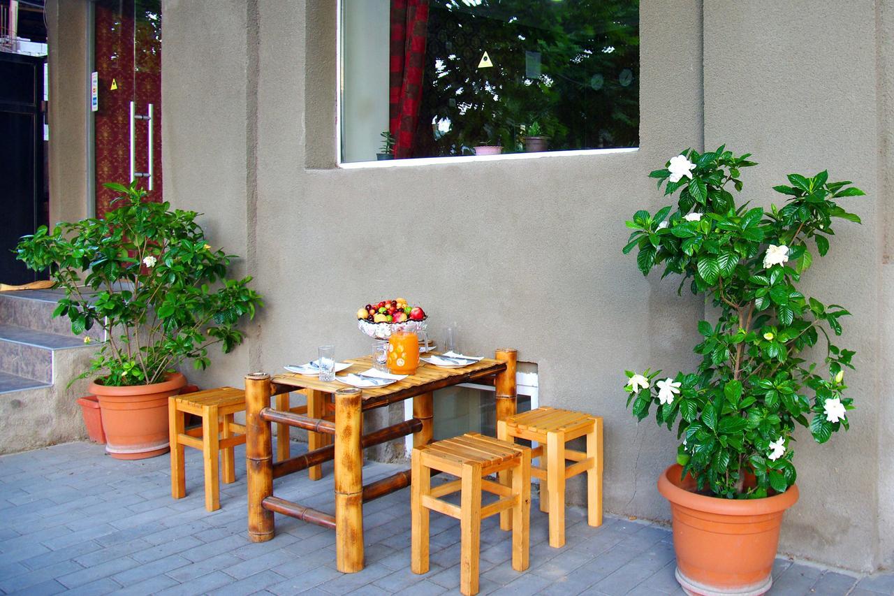 King Edward Hotel Tbilisi Esterno foto
